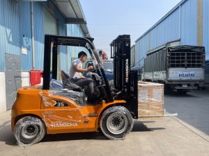 Xe nâng điện 3.5 tấn