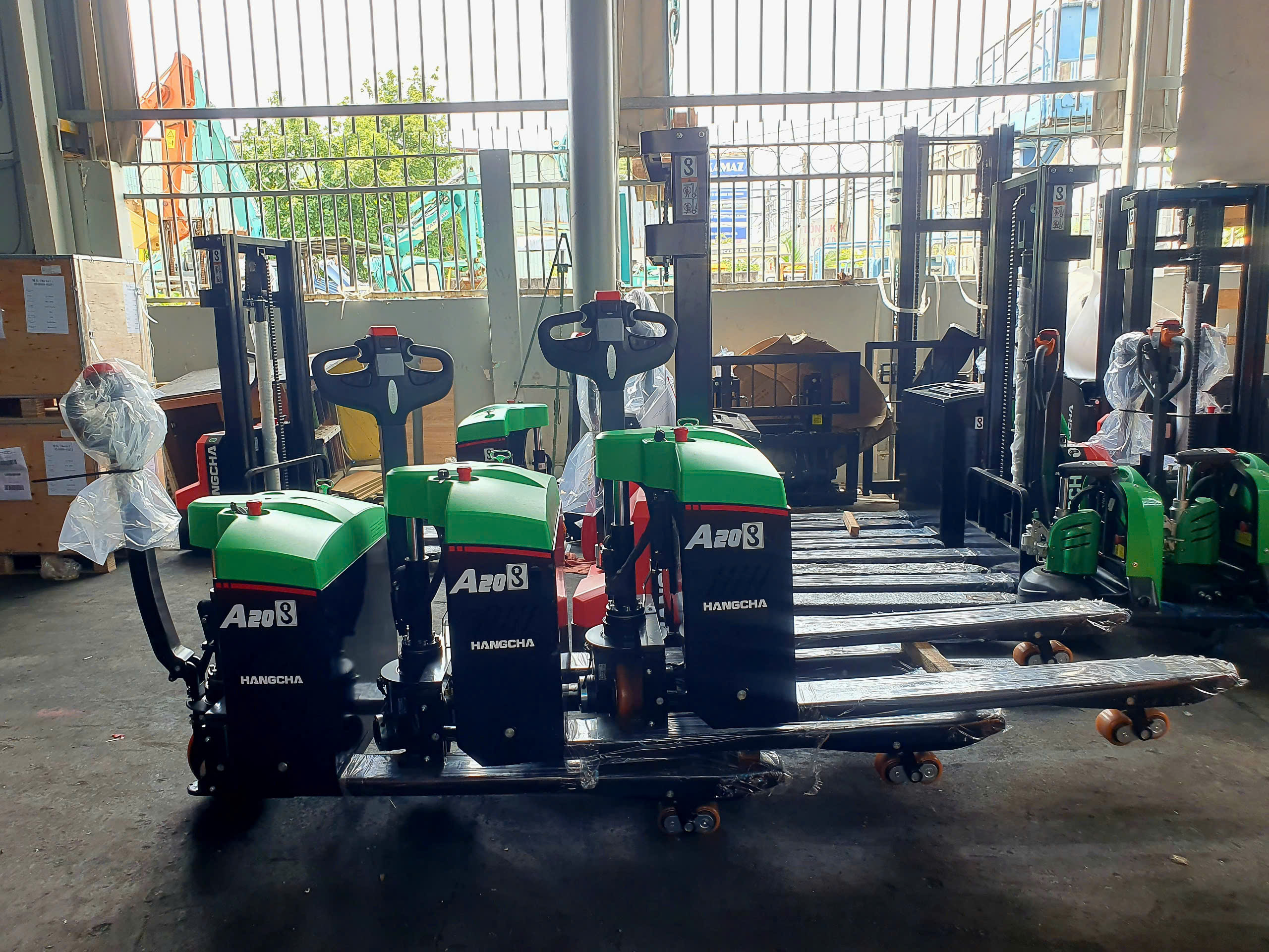 Xe nâng Pallet Truck 2 tấn Hangcha